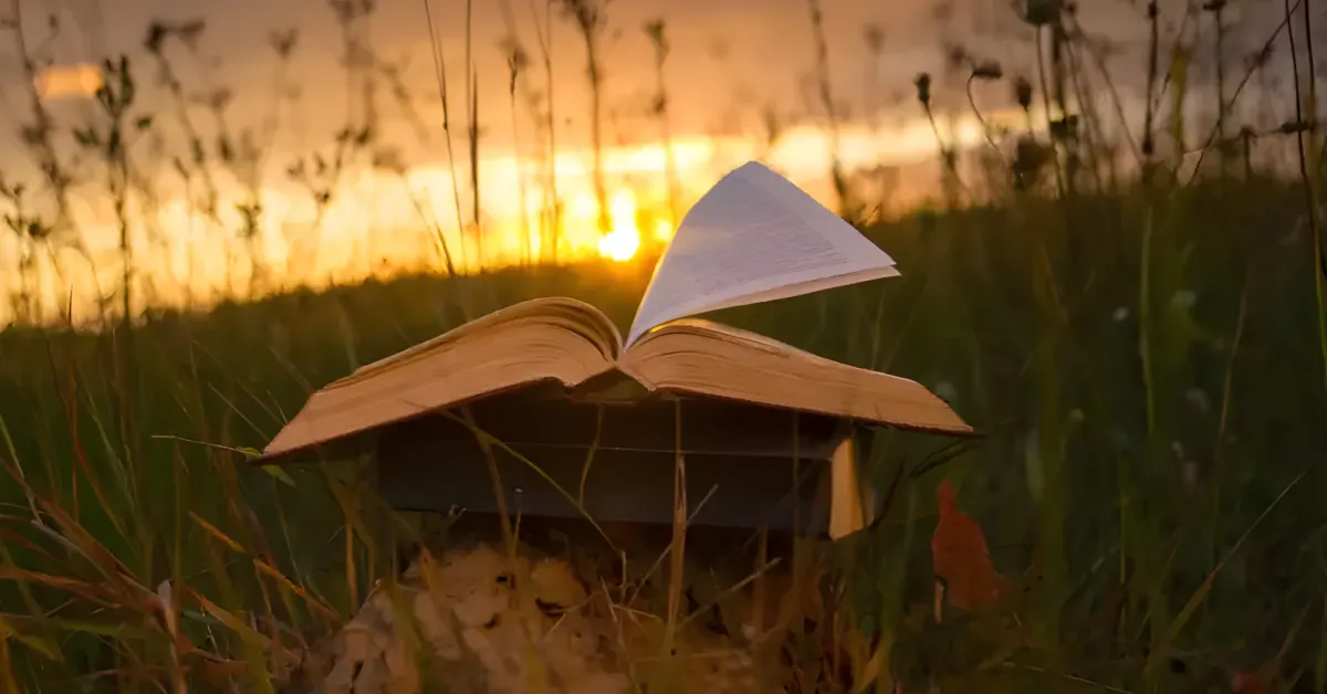 Características, autores y obras principales del modernismo literario.