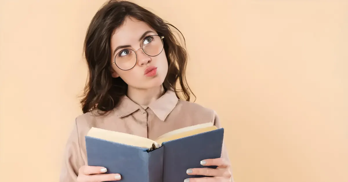 El género literario al que pertenece la novela y por qué.